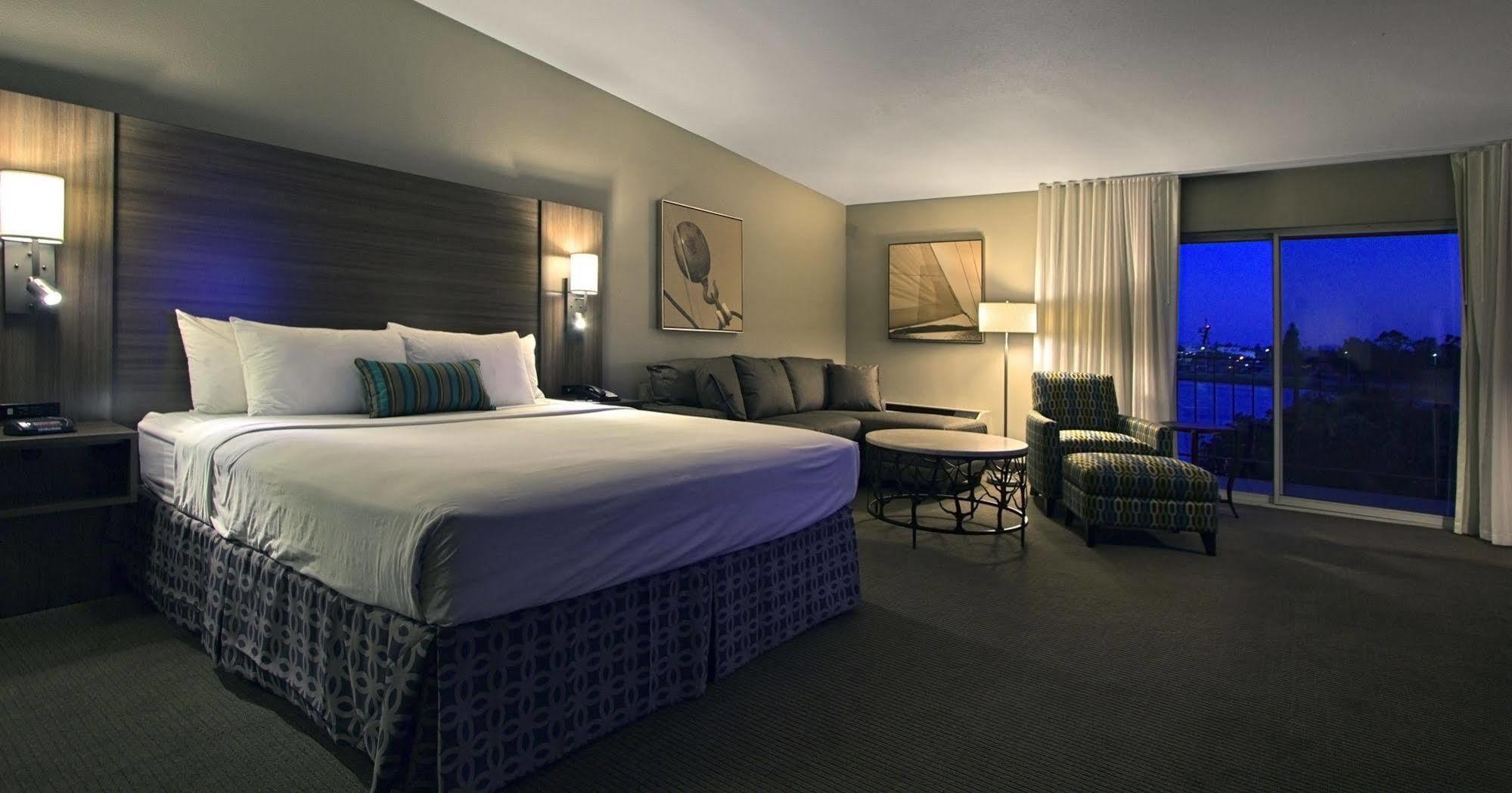 Executive Inn & Suites Окленд Екстер'єр фото